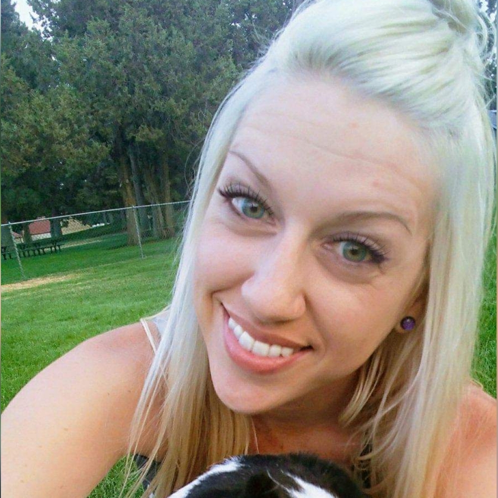 Meet your Posher, Bethany